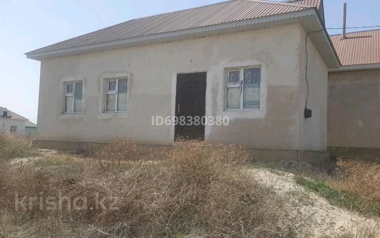 Часть дома · 2 комнаты · 75 м² · 10 сот., Мкрн, Байтерек 22 за 4.8 млн 〒 в  — фото 2