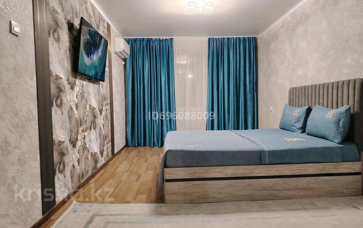 1-комнатная квартира · 37 м² · 2/5 этаж, Кердеры — Маметова за 12 000 ₸ в Уральске, мкр Школьник — фото 13