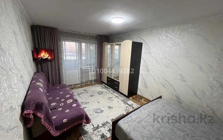 1-комнатная квартира · 56 м² · 6/9 этаж, Увалиева 8/1 за 10 000 ₸ в Усть-Каменогорске, Ульбинский — фото 38