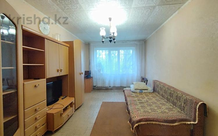 2-бөлмелі пәтер, 47.4 м², 1/5 қабат, 4-й микрорайон, бағасы: 7 млн 〒 в Темиртау — фото 2