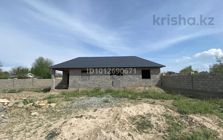 Отдельный дом · 3 комнаты · 100 м² · 17.5 сот., Созақ ауылы — Созақ гимназия мектеп жаны за 5.7 млн ₸ в Шолаккоргане — фото 2