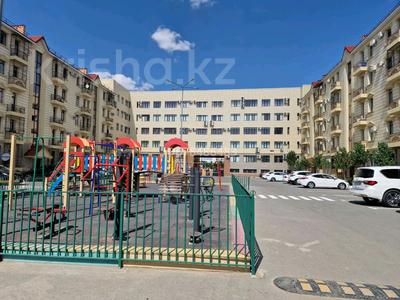 2-комнатная квартира · 70 м² · 5/5 этаж, мкр Атырау, Абулхайрхана 66 за 15 000 ₸