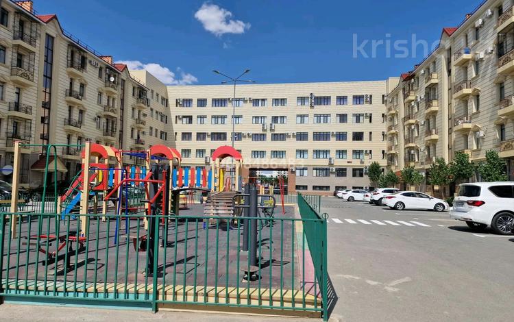 2-комнатная квартира · 70 м² · 5/5 этаж, мкр Атырау, Абулхайрхана 66 за 15 000 ₸ — фото 2