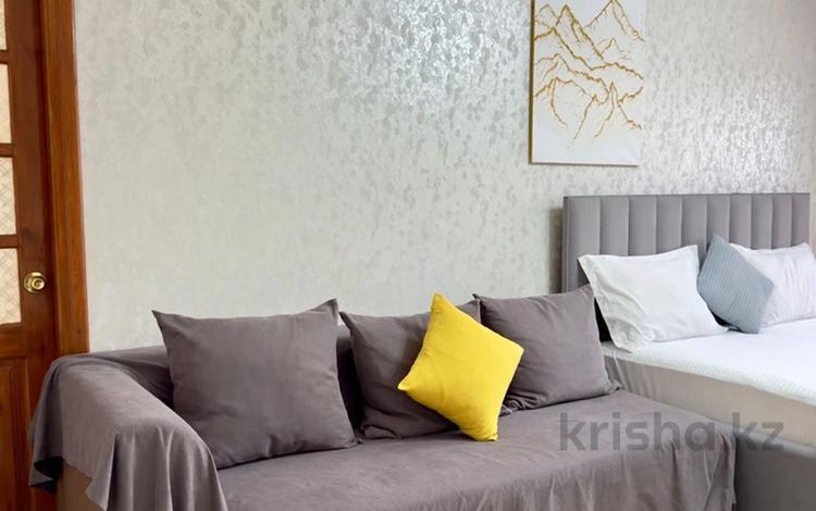 4-комнатная квартира · 80 м² · 2/5 этаж, 8 микрорайон 18 — Тамерлановское шоссе ,Уркимбаева за 23 000 ₸ в Шымкенте, Абайский р-н — фото 2