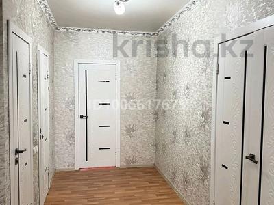 3-бөлмелі пәтер · 72 м² · 1 қабат, Арай микрорайон 56 — Возле новой школы Жайлы 15 гимназия, бағасы: 25 млн 〒 в 