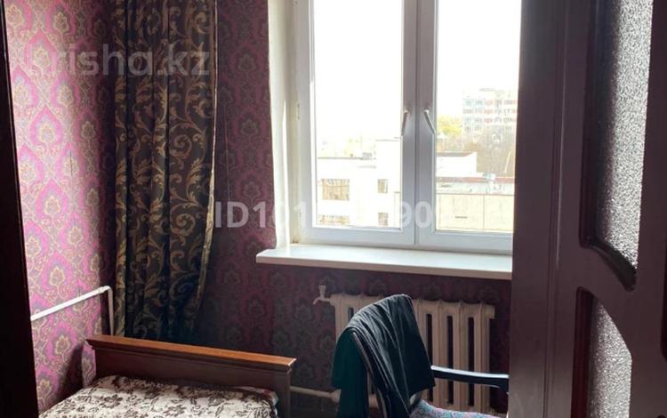 1-бөлмелі пәтер · 40 м² · 9/9 қабат, мкр Аксай-4 10, бағасы: 32 млн ₸ в Алматы, Ауэзовский р-н — фото 2