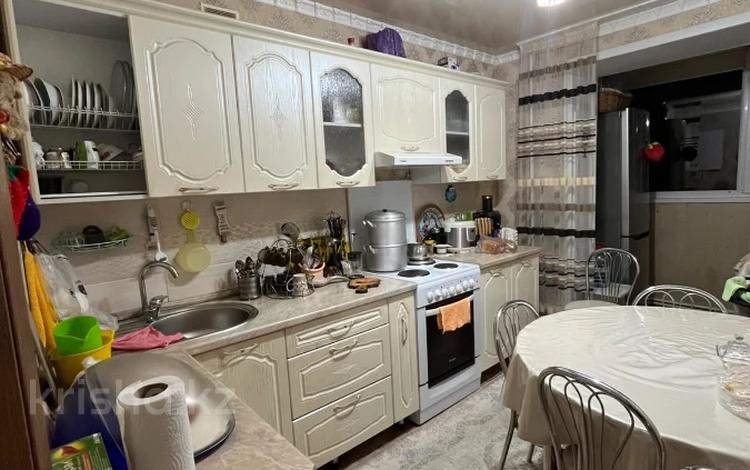 3-бөлмелі пәтер · 63.7 м² · 10/10 қабат, Бекхожина 1, бағасы: ~ 26.6 млн ₸ в Павлодаре — фото 2
