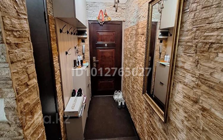 3-бөлмелі пәтер · 59 м² · 4/4 қабат, мкр №2 48, бағасы: 36.6 млн ₸ в Алматы, Ауэзовский р-н — фото 2