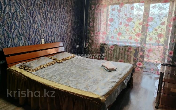 1-бөлмелі пәтер, 36 м², 4/5 қабат тәулігіне, Глинки 33, бағасы: 9 000 〒 в Семее — фото 11