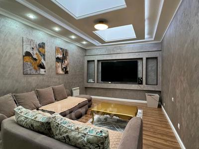 5-комнатная квартира · 235 м², ​Мангилик Ел 40 Оригинал! за 1.4 млн ₸ в Астане, Есильский р-н