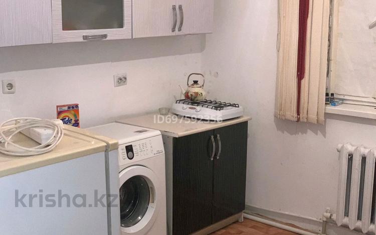 Отдельный дом • 1 комната • 40 м² • 8 сот., мкр Байтак-2, Ныгмета Нурмакова 34 за 7.5 млн 〒 в Атырау, мкр Байтак-2 — фото 2