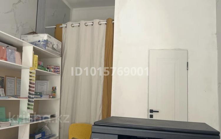 1 комната · 31 м² · 1/5 этаж, Коркыт ата 32 — Желтоксан за 50 000 ₸ в  — фото 2
