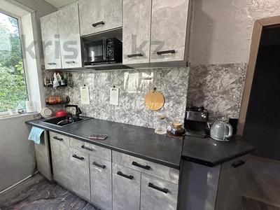 4-комнатная квартира · 80 м² · 1/2 этаж, Саратовская 7 — 13 школа за 10 млн ₸ в 