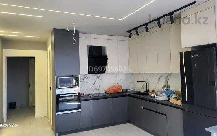 2-бөлмелі пәтер, 56 м², 4/9 қабат ай сайын, мкр Думан-2 285, бағасы: 300 000 〒 в Алматы, Медеуский р-н — фото 4