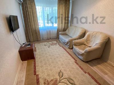 3-бөлмелі пәтер, 60 м², 1/5 қабат тәулік бойы, Авангард-4 8, бағасы: 11 000 〒 в Атырау