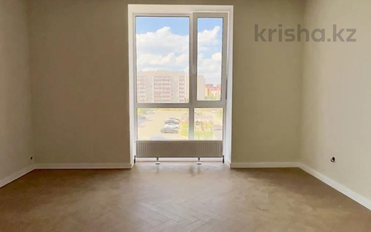 2-бөлмелі пәтер · 57 м² · 3/8 қабат, Алтын орда ш/а., бағасы: 31.5 млн ₸ в Актобе, мкр. Алтын орда — фото 2