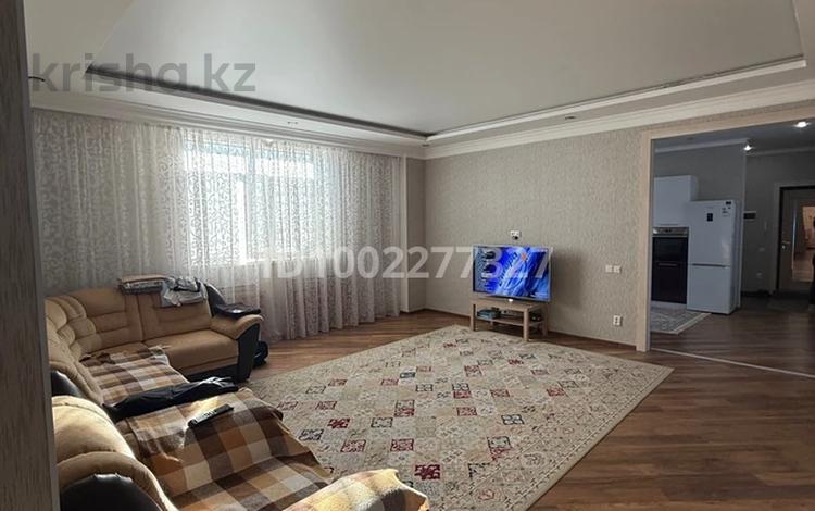 3-комнатная квартира · 120 м² · 2/2 этаж, Королева 86а за 34 млн ₸ в Экибастузе — фото 2