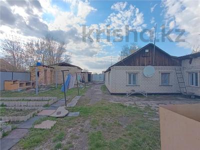 Отдельный дом · 5 комнат · 115 м² · 10 сот., Сортировка, Жекибаева за 15 млн ₸ в Караганде, Алихана Бокейханова р-н