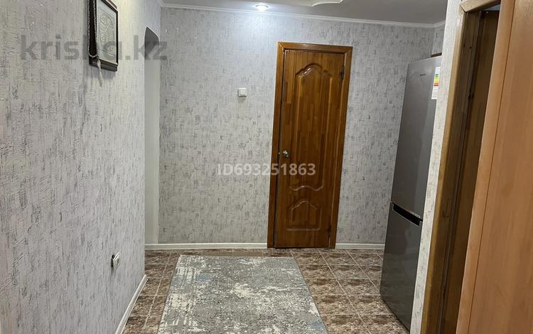 3-бөлмелі пәтер · 85 м² · 4/5 қабат, Кулманова 154, бағасы: 35 млн ₸ в Атырау — фото 2