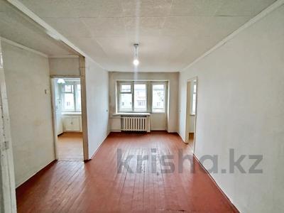 2-комнатная квартира · 41 м² · 5/5 этаж, Кабанбай Батыра 107 за 14 млн 〒 в Усть-Каменогорске