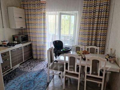 2-бөлмелі пәтер · 55 м² · 4/5 қабат, 4 микрорайон, бағасы: 190 000 〒 в Конаеве