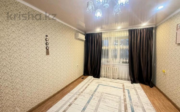 2-бөлмелі пәтер · 60 м² · 10/10 қабат, Гагарина, бағасы: 16.5 млн ₸ в Уральске — фото 2