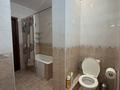 2-комнатная квартира · 50 м² · 2/5 этаж, Кабанбай батыра 165 за 300 000 ₸ в Алматы, Алмалинский р-н