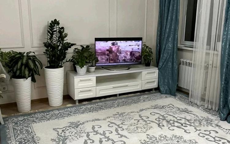 3-бөлмелі пәтер · 80 м² · 3/9 қабат, Восток, бағасы: 250 000 ₸ в Шымкенте, Аль-Фарабийский р-н — фото 2