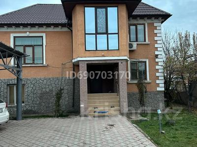 Отдельный дом • 5 комнат • 300 м² • 7 сот., мкр Мадениет, Нуржауган 3Г за 58 млн 〒 в Алматы, Алатауский р-н