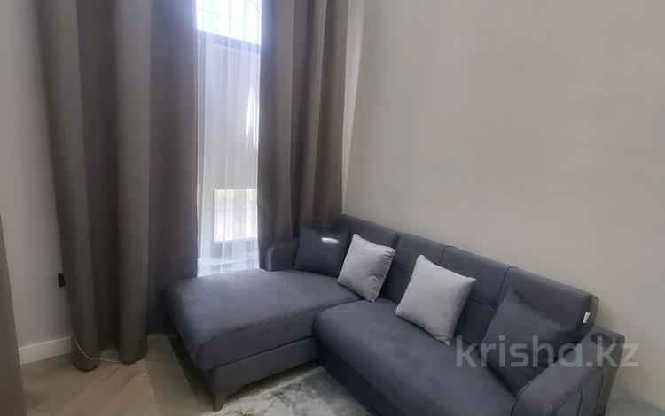 2-бөлмелі пәтер · 44 м² · 1/3 қабат, 160 квартал 4 — КНБ, НИШ, ТЕННИСНЫЙ КОРТ, бағасы: 26 млн ₸ в Туркестане — фото 2
