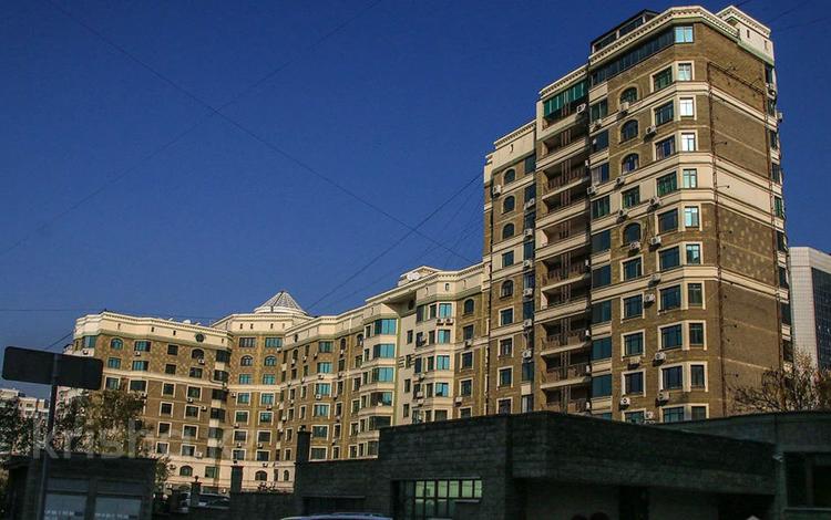 5-комнатная квартира, 260 м², 9/10 этаж помесячно, Мендикулова 105 за 1.1 млн 〒 в Алматы, Медеуский р-н — фото 2
