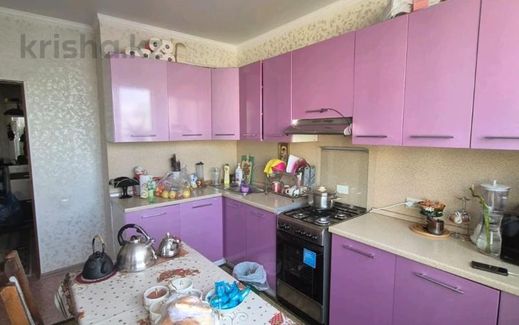 3-бөлмелі пәтер · 75 м² · 8/9 қабат, мкр Шугыла 341/2, бағасы: 250 000 ₸ в Алматы, Наурызбайский р-н — фото 2