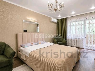 1-комнатная квартира · 35 м² · 1/5 этаж, Мухита 99 — Галактика,Алем Плаза,ТД Урал за 13 000 ₸ в Уральске