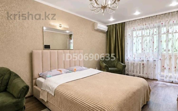 1-комнатная квартира · 35 м² · 1/5 этаж, Мухита 99 — Галактика,Алем Плаза,ТД Урал за 13 000 ₸ в Уральске — фото 13