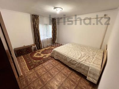 Жеке үй · 2 бөлме · 60 м² · 10 жүзд., Кеңсай ш/а., Мкр Кенсай Сарсенбаева 62 б, бағасы: 200 000 ₸ в Алматы, Медеуский р-н