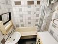 3-бөлмелі пәтер · 64 м² · 5/5 қабат, Каржаубайулы 320/4, бағасы: 19.3 млн ₸ в Семее — фото 9