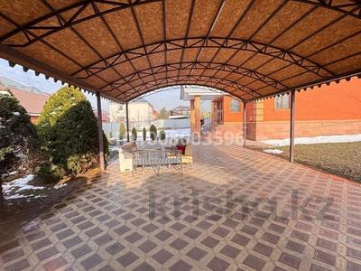 Дом · 5 комнат · 295 м², мкр Калкаман-3 281 — Шаляпина за 130 000 〒 в Алматы, Наурызбайский р-н