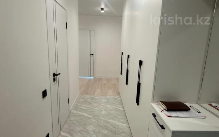 3-комнатная квартира · 103.2 м² · 7/9 этаж, мкр. Алтын орда, Мангилик Ел за 40 млн ₸ в Актобе — фото 10