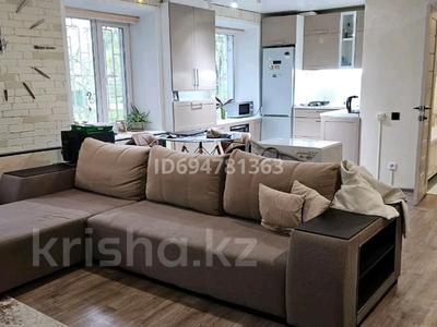 Пәтерлер в Костанайской обл.: 2-бөлмелі пәтер · 60 м² · 1/5 қабат, Корчагина 104а, бағасы: 18 млн 〒 2-бөлмелі пәтер · 60 м² · 1/5 қабат, Корчагина 104а, бағасы: 18 млн 〒 в Рудном