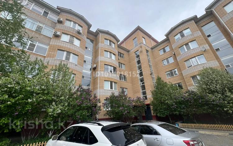 2-бөлмелі пәтер · 72 м² · 5/5 қабат, Алтын орда ш/а., Батыс 2 17, бағасы: 32 млн ₸ в Актобе, мкр. Алтын орда — фото 2