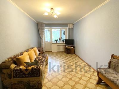 3-комнатная квартира · 58 м² · 3/5 этаж, Тауелсиздик 4/3 — Тауелсиздик- Кажымукана за 27.5 млн ₸ в Астане, Алматы р-н