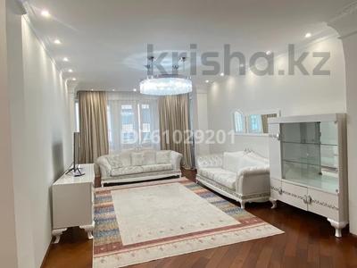 3-комнатная квартира · 130 м² · 5/9 этаж, Достык 10 — Центр Левого берега, рядом трц Керуен за 500 000 〒 в Астане, Есильский р-н