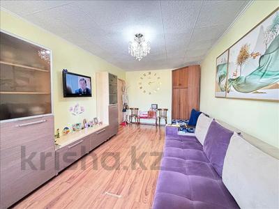 1-комнатная квартира, 33 м², 5/5 этаж, мкр Тастак-1 — толе би за 21.7 млн 〒 в Алматы, Ауэзовский р-н