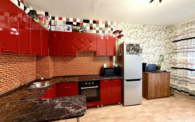 2-бөлмелі пәтер · 46.5 м² · 4/16 қабат, мкр Юго-Восток, Бауыржан Момышулы 24 — Рядом Теннис Центр, бағасы: 18.5 млн ₸ в Караганде, Казыбек би р-н — фото 2