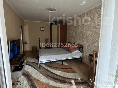 1-бөлмелі пәтер, 31 м², 1/5 қабат ай сайын, мкр Орбита-3 16, бағасы: 230 000 〒 в Алматы, Бостандыкский р-н