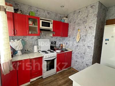 2-комнатная квартира · 42 м² · 4/5 этаж, мкр Юго-Восток, 27 микрорайон 1 за 180 000 ₸ в Караганде, Казыбек би р-н