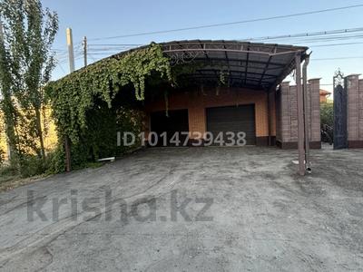 Отдельный дом · 5 комнат · 256 м² · 10 сот., Орынбор 8 за 105 млн ₸ в 