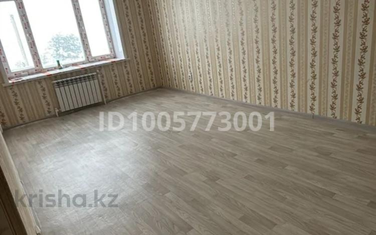 3-бөлмелі пәтер · 80 м² · 2/5 қабат, Конай 21/1, бағасы: 27 млн ₸ в Костанае — фото 2