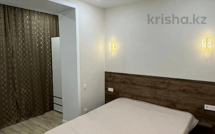 2-комнатная квартира · 42 м² · 5/10 этаж, Молдагалиева 10 за 250 000 ₸ в Астане, Нура р-н — фото 5