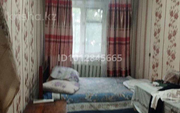 2-бөлмелі пәтер · 40 м² · 4/4 қабат, Тауке хан 4 — Б. Момышұлы көшесінің қиылысы, бағасы: 150 000 ₸ в Шымкенте, Аль-Фарабийский р-н — фото 2